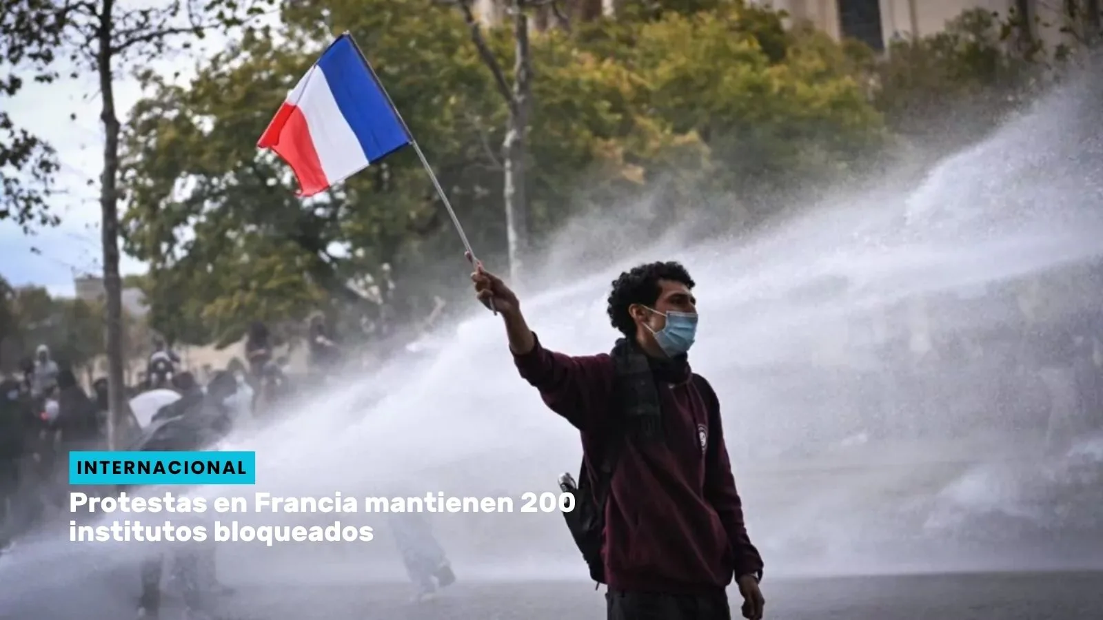 Lee más sobre el artículo Protestas en Francia mantienen 200 institutos bloqueados